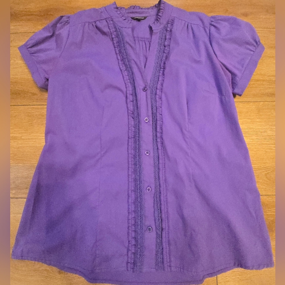 [EUC] ​Maurices Purple Ruffle Button Down Short Sleeve Blouse Top XL
